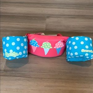 Puddle jumper swimming vest girl weight 30-50 lbs
